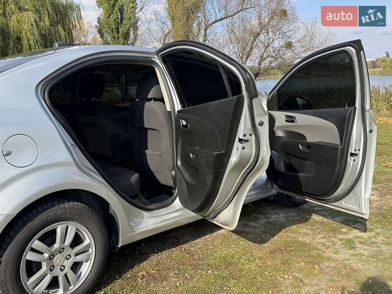 Седан Chevrolet Sonic 2016 в Харкові фото 10 Седан Chevrolet Sonic 2016 в Харкові