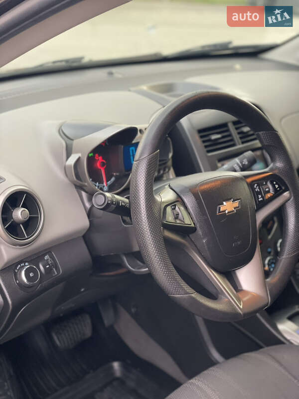 Седан Chevrolet Sonic 2013 в Запорожье фото 22 Седан Chevrolet Sonic 2013 в Запорожье