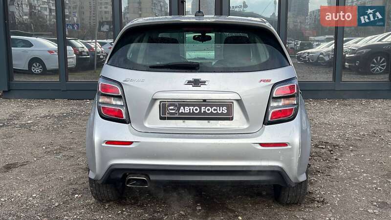 Хэтчбек Chevrolet Sonic 2019 в Киеве