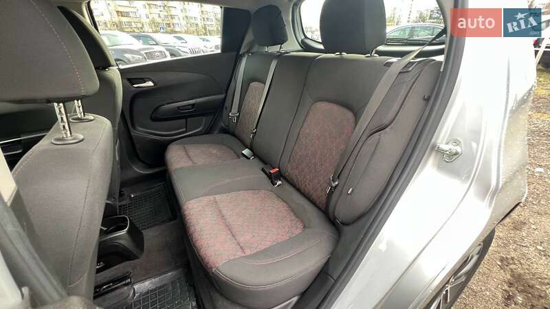 Хэтчбек Chevrolet Sonic 2019 в Киеве