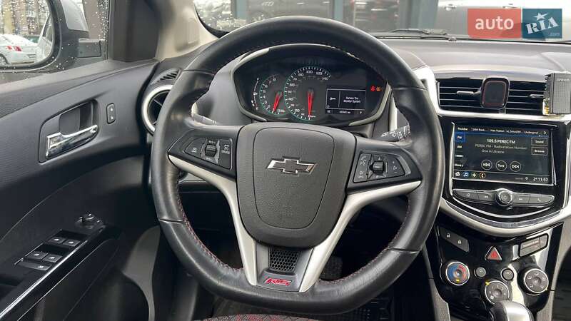 Хэтчбек Chevrolet Sonic 2019 в Киеве