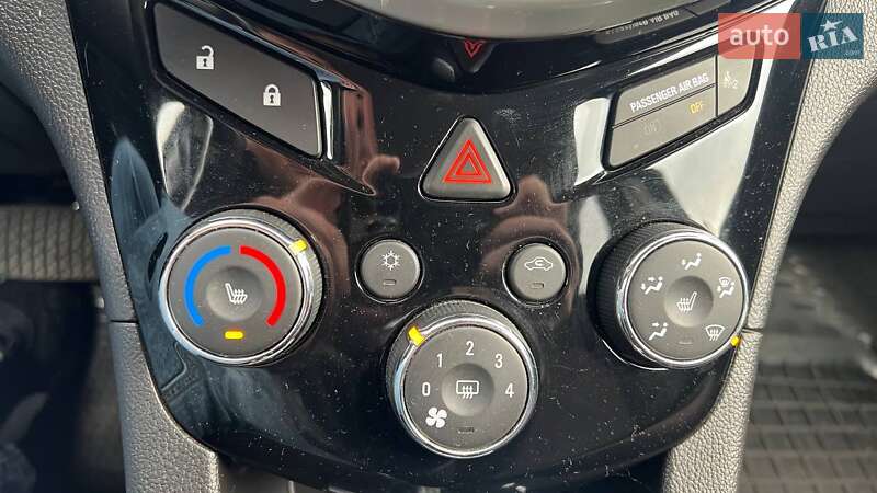 Хэтчбек Chevrolet Sonic 2019 в Киеве