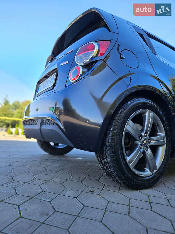 Хэтчбек Chevrolet Sonic 2013 в Львове