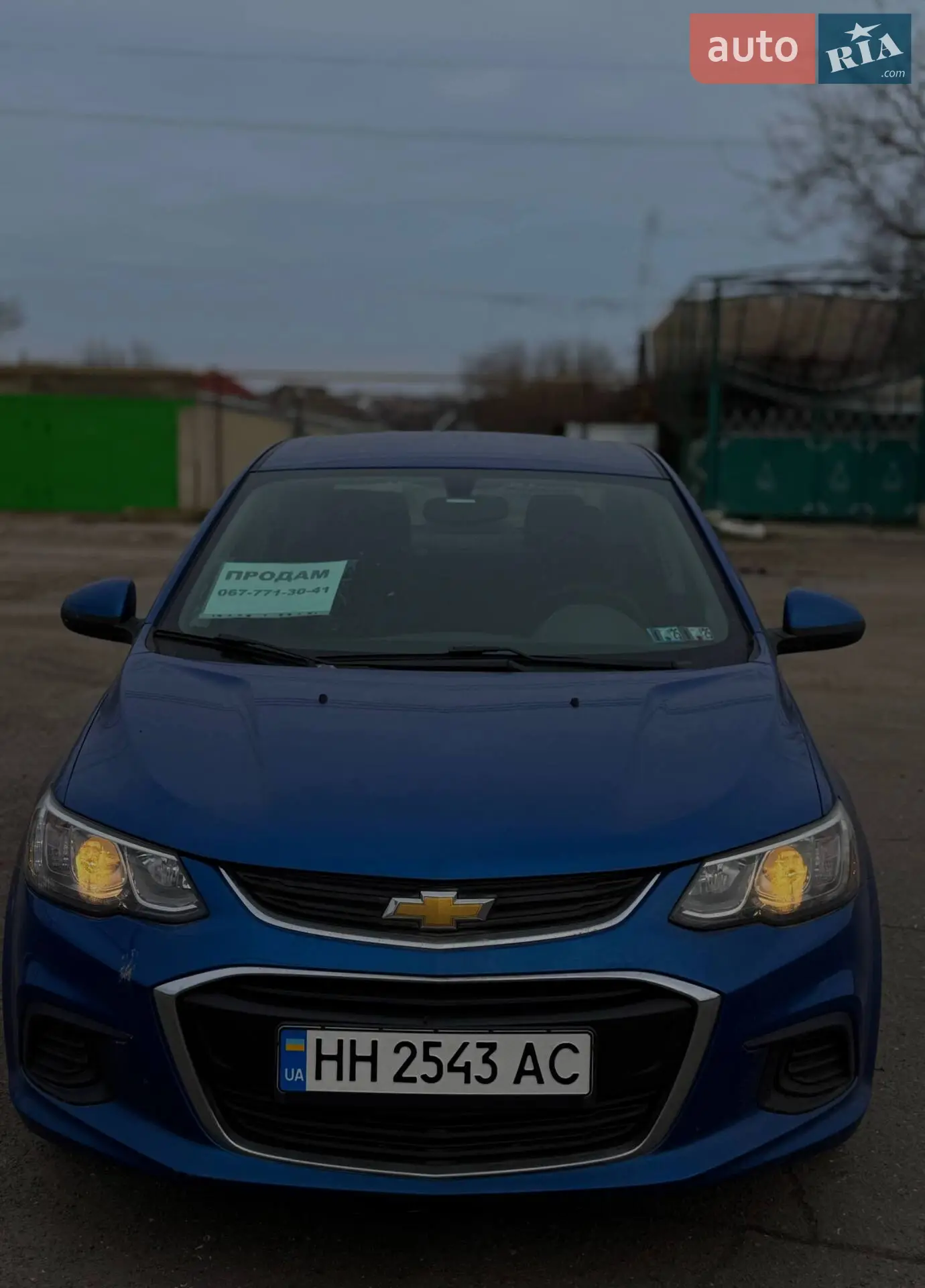 2017 Chevrolet Sonic - мініатюра 2