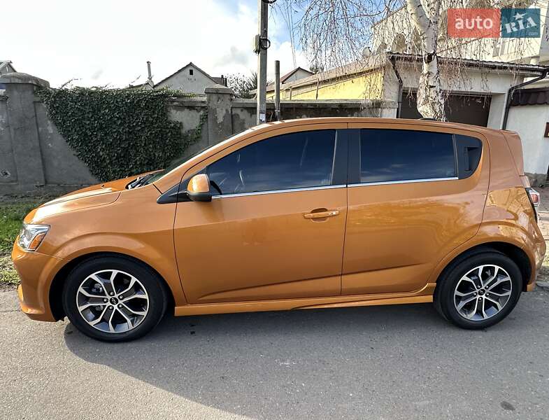 Хэтчбек Chevrolet Sonic 2018 в Одессе фото 3 Хэтчбек Chevrolet Sonic 2018 в Одессе