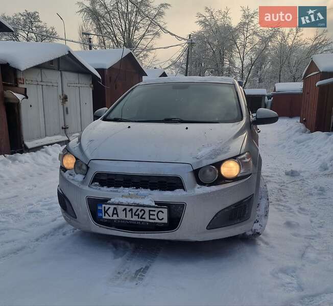 Седан Chevrolet Sonic 2012 в Киеве