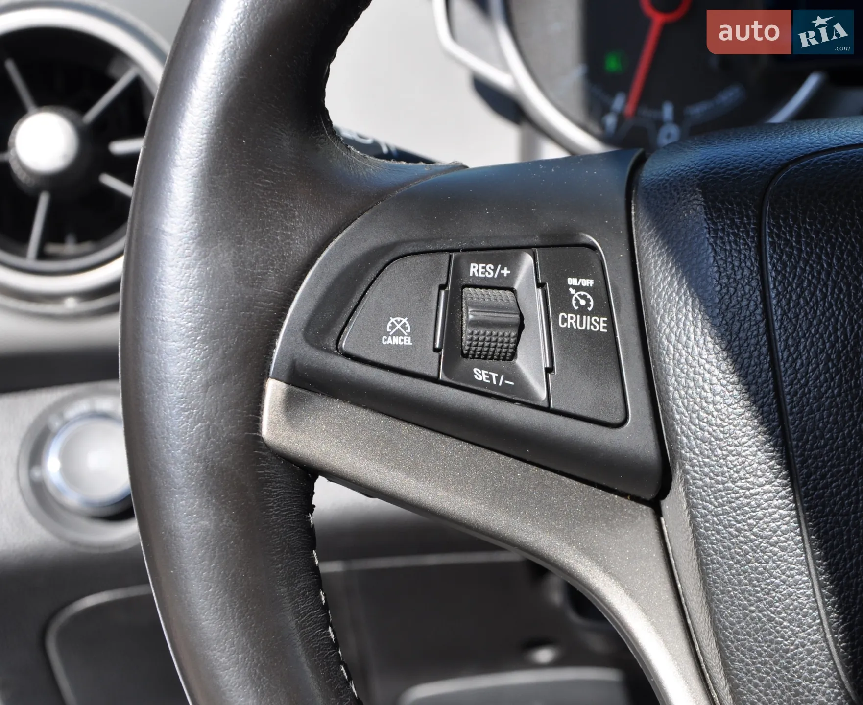 2015 Chevrolet Sonic - мініатюра 29