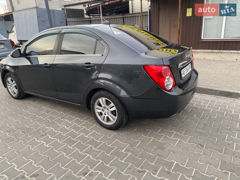 Седан Chevrolet Sonic 2015 в Дніпрі