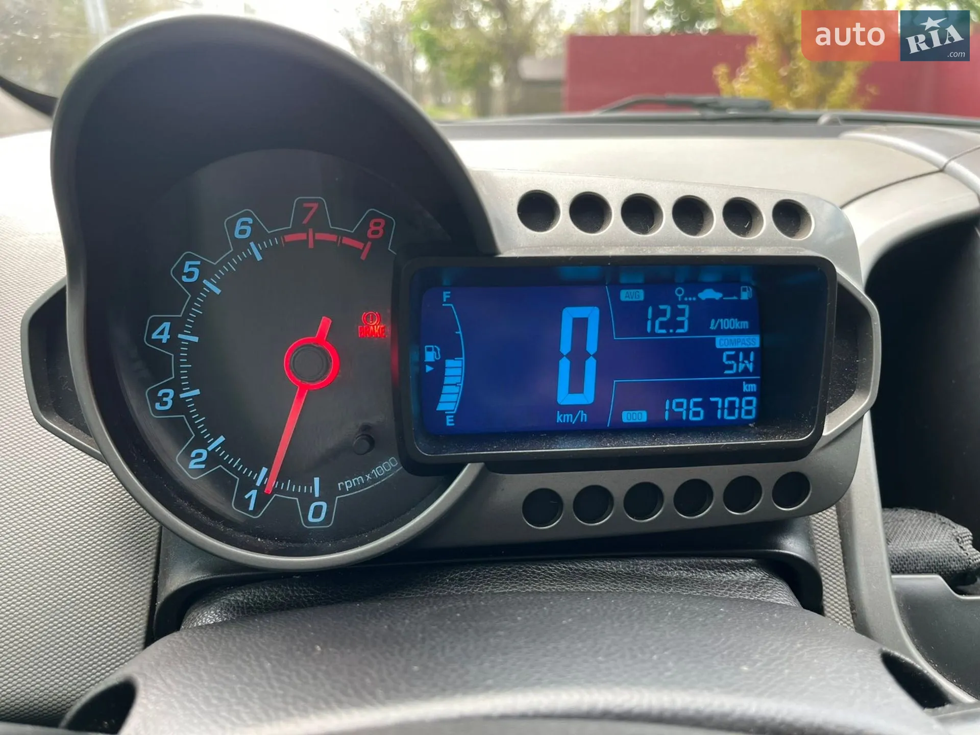2012 Chevrolet Sonic - мініатюра 32