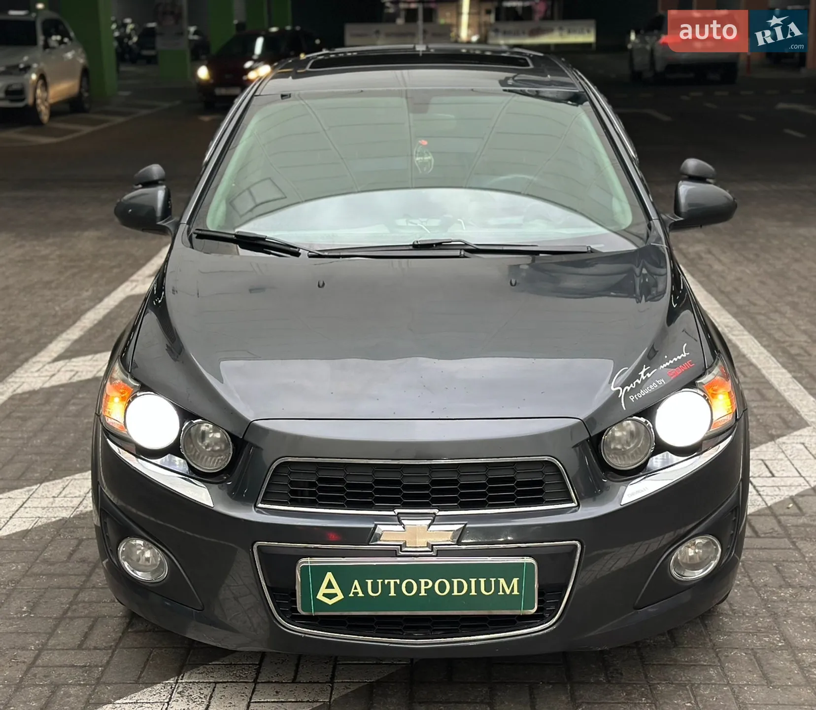 2015 Chevrolet Sonic - мініатюра 3