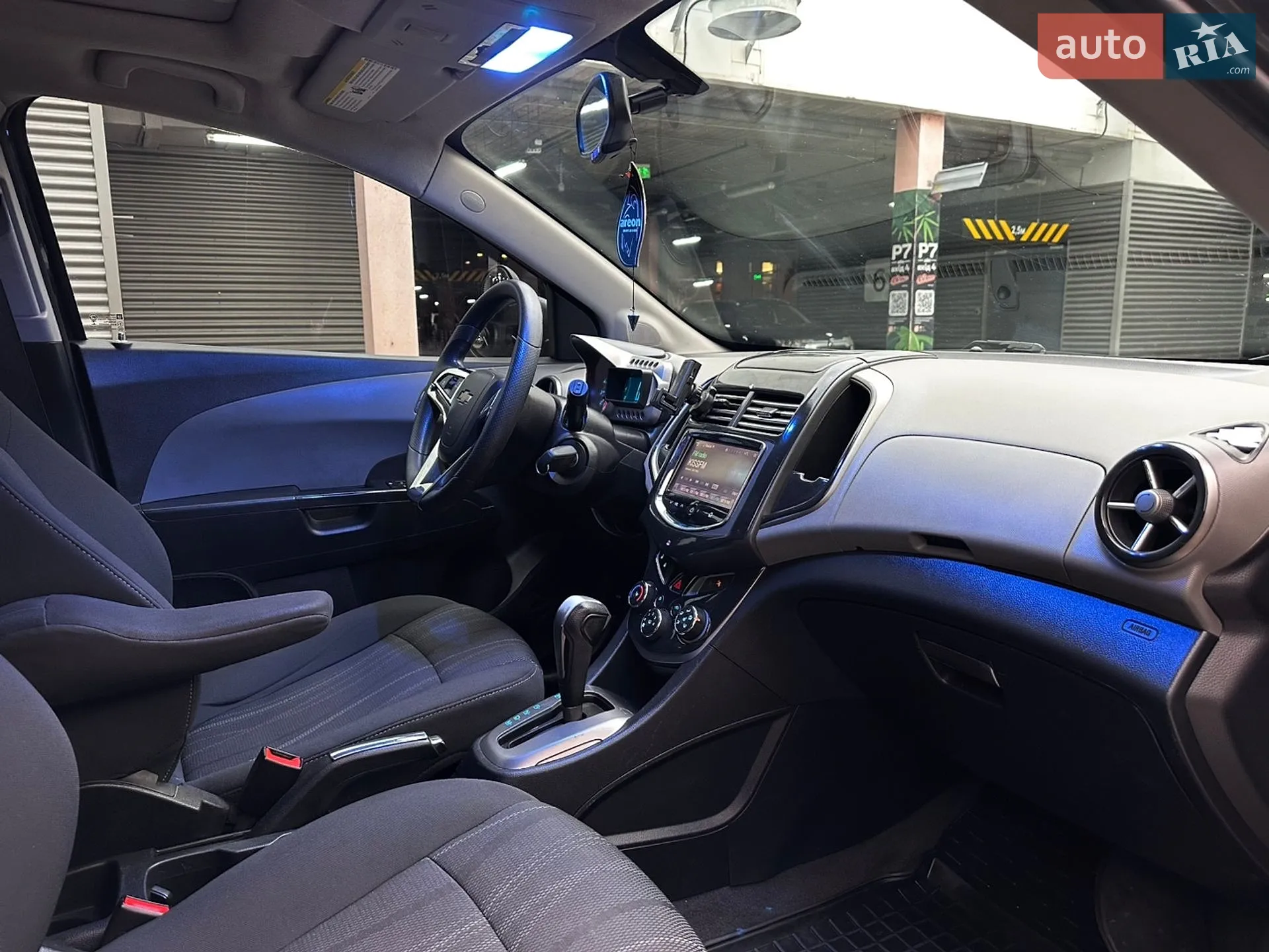 2015 Chevrolet Sonic - мініатюра 13