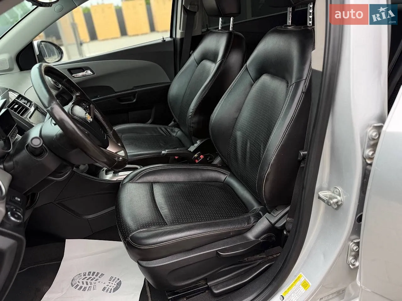 2016 Chevrolet Sonic - мініатюра 13