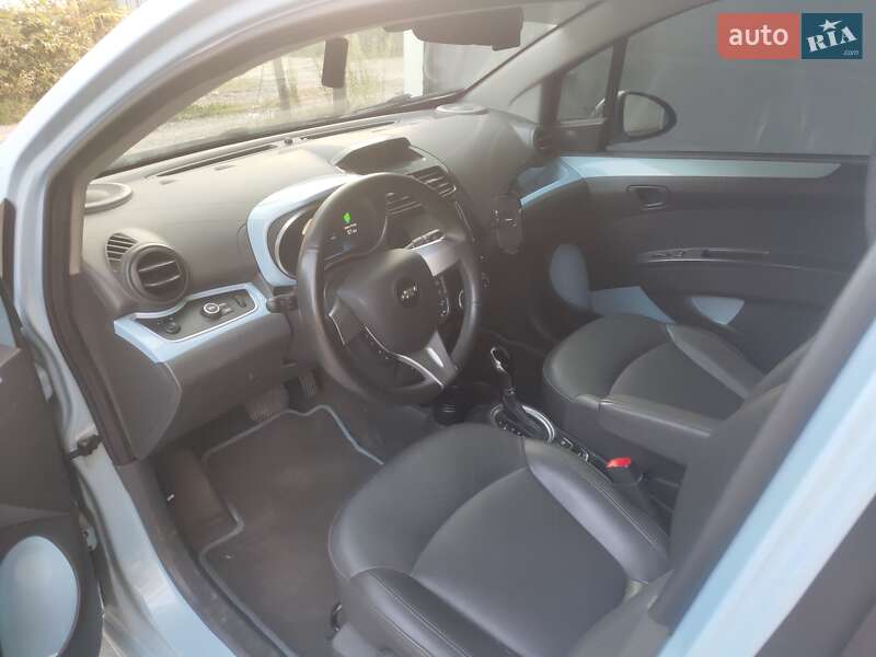 Хетчбек Chevrolet Spark EV 2014 в Львові фото 10 Хетчбек Chevrolet Spark EV 2014 в Львові