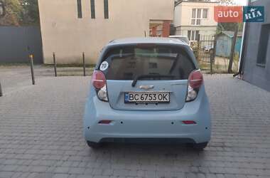 Хэтчбек Chevrolet Spark EV 2014 в 