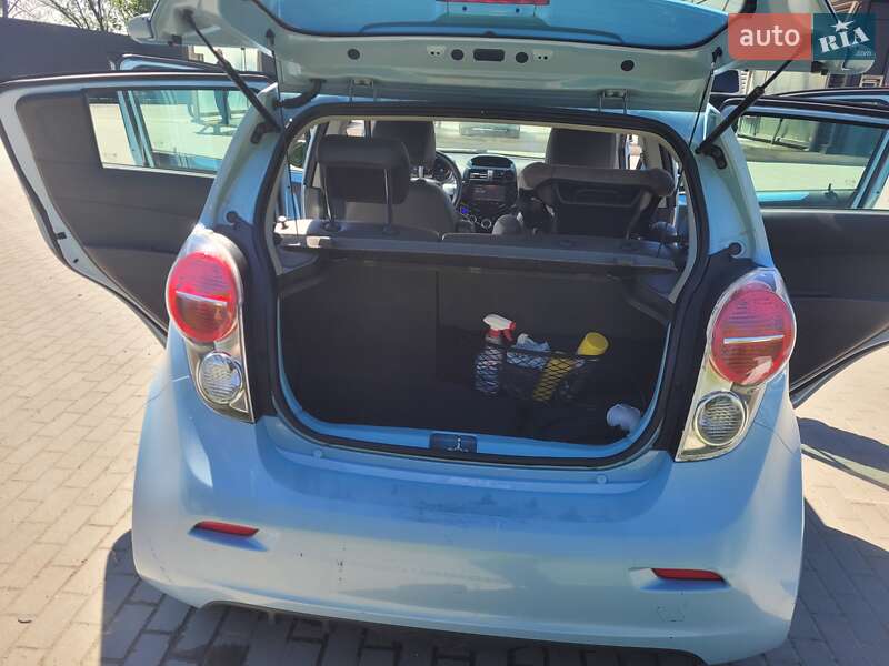 Хэтчбек Chevrolet Spark EV 2014 в Тернополе фото 8 Хэтчбек Chevrolet Spark EV 2014 в Тернополе