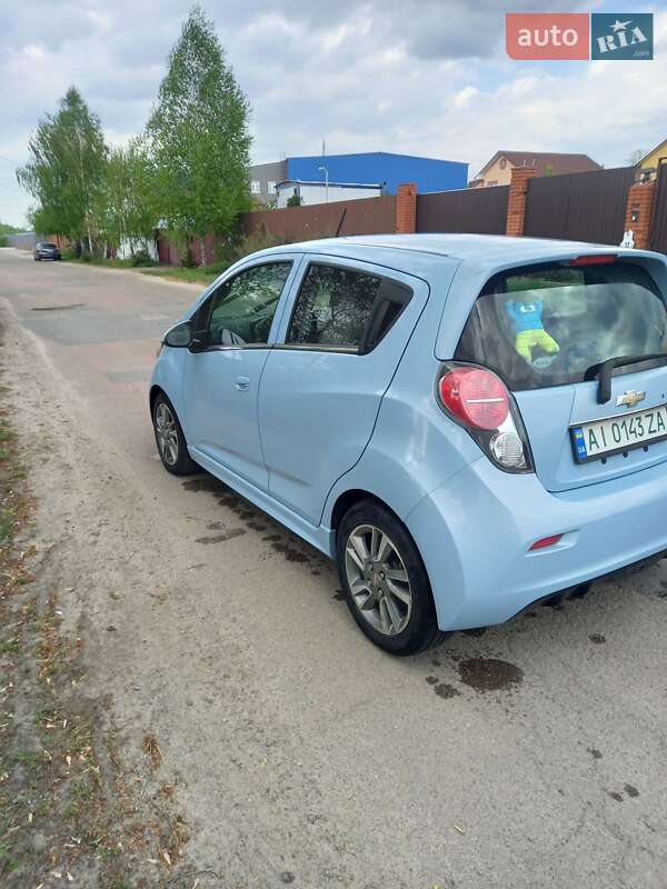 Хетчбек Chevrolet Spark EV 2016 в Києві
