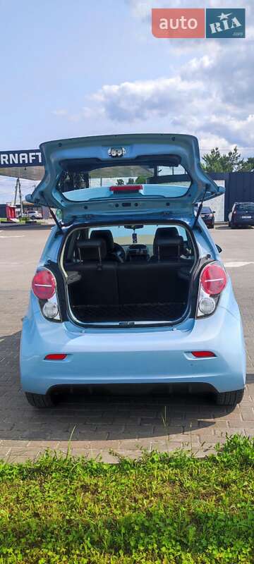 Хетчбек Chevrolet Spark EV 2016 в Вишгороді