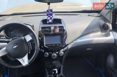Хэтчбек Chevrolet Spark EV 2016 в 