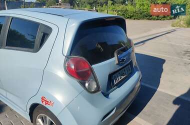 Хэтчбек Chevrolet Spark EV 2014 в 