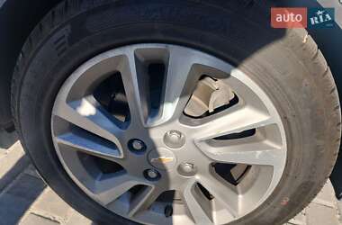 Хэтчбек Chevrolet Spark EV 2014 в 