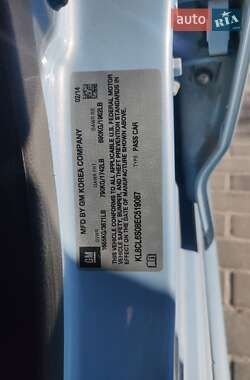 Хэтчбек Chevrolet Spark EV 2014 в 