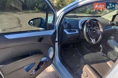 Хэтчбек Chevrolet Spark EV 2014 в 