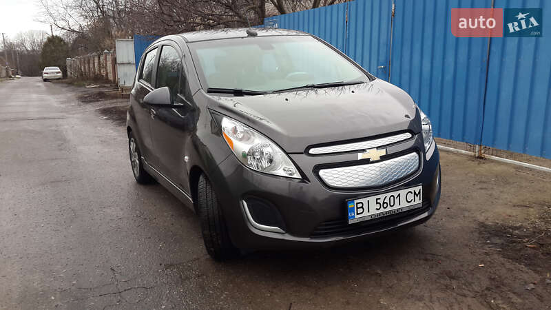 Хетчбек Chevrolet Spark EV 2015 в Кременчуці