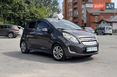 Хетчбек Chevrolet Spark EV 2014 в 