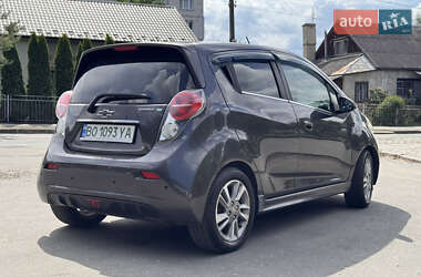 Хетчбек Chevrolet Spark EV 2014 в 