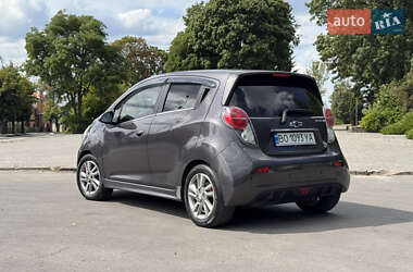 Хетчбек Chevrolet Spark EV 2014 в 