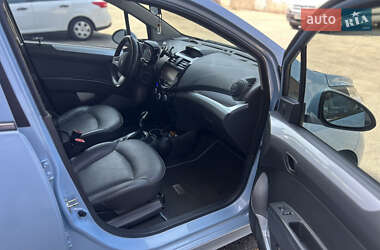 Хетчбек Chevrolet Spark EV 2016 в 