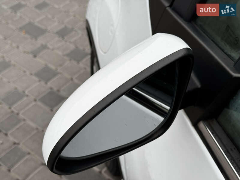 Хетчбек Chevrolet Spark EV 2013 в Кропивницькому