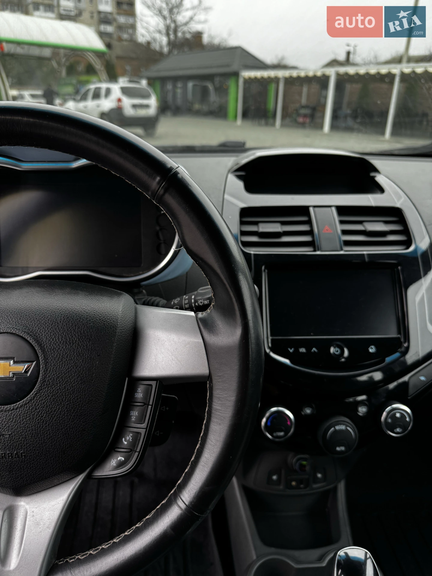 2013 Chevrolet Spark - мініатюра 27