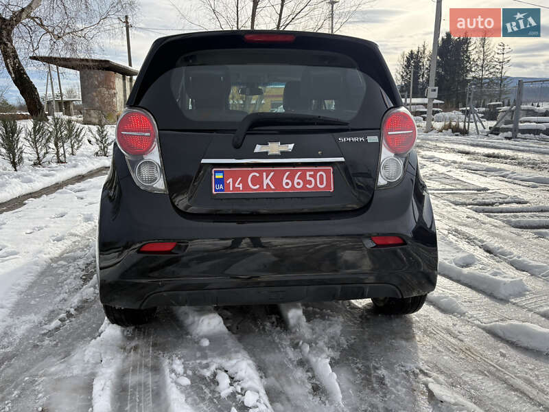 Хетчбек Chevrolet Spark EV 2015 в Трускавці