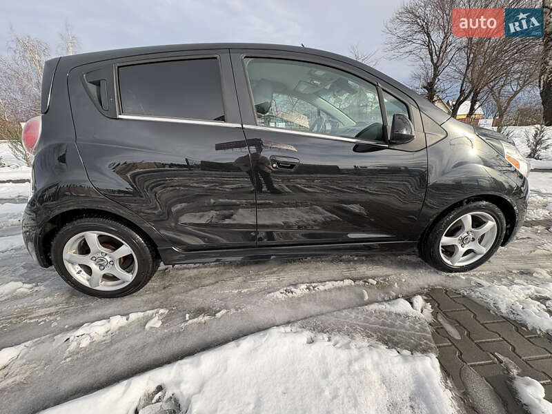 Хетчбек Chevrolet Spark EV 2015 в Трускавці