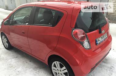 Хэтчбек Chevrolet Spark 2015 в Киеве