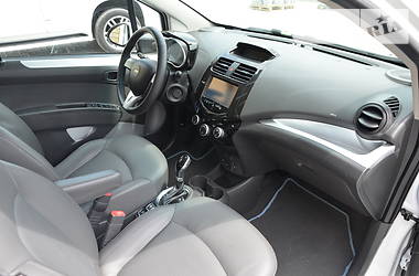 Хетчбек Chevrolet Spark 2015 в 