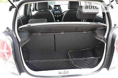 Хетчбек Chevrolet Spark 2015 в 