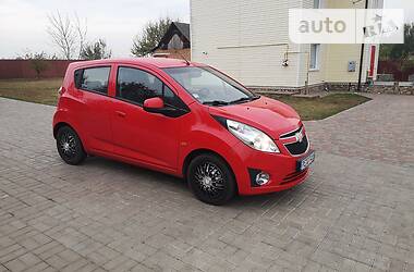 Хэтчбек Chevrolet Spark 2011 в Сумах