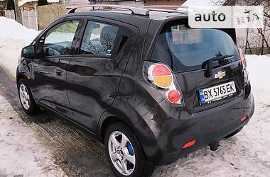 Хетчбек Chevrolet Spark 2011 в Рівному