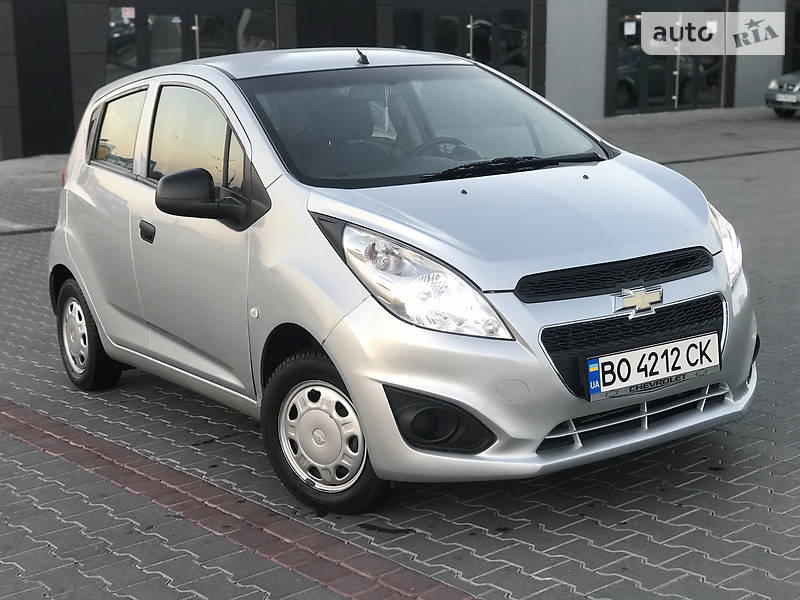 Хэтчбек Chevrolet Spark 2013 в Тернополе