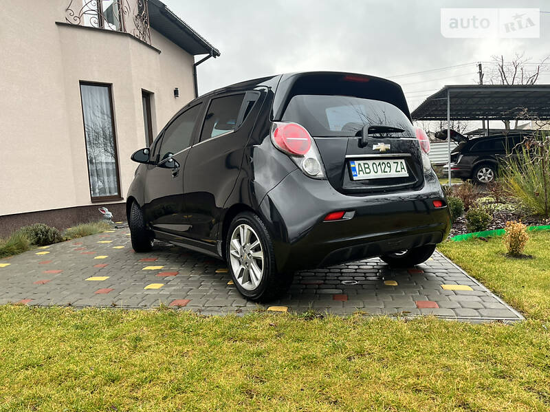 Хэтчбек Chevrolet Spark 2014 в Виннице