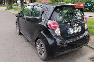 Хэтчбек Chevrolet Spark 2015 в Днепре