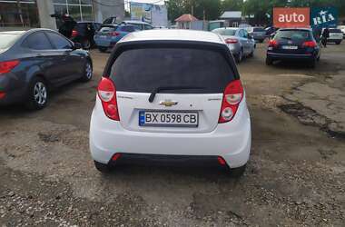 Хэтчбек Chevrolet Spark 2014 в Хмельницком