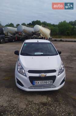 Хэтчбек Chevrolet Spark 2014 в Хмельницком