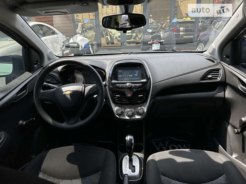 Хэтчбек Chevrolet Spark 2017 в Киеве