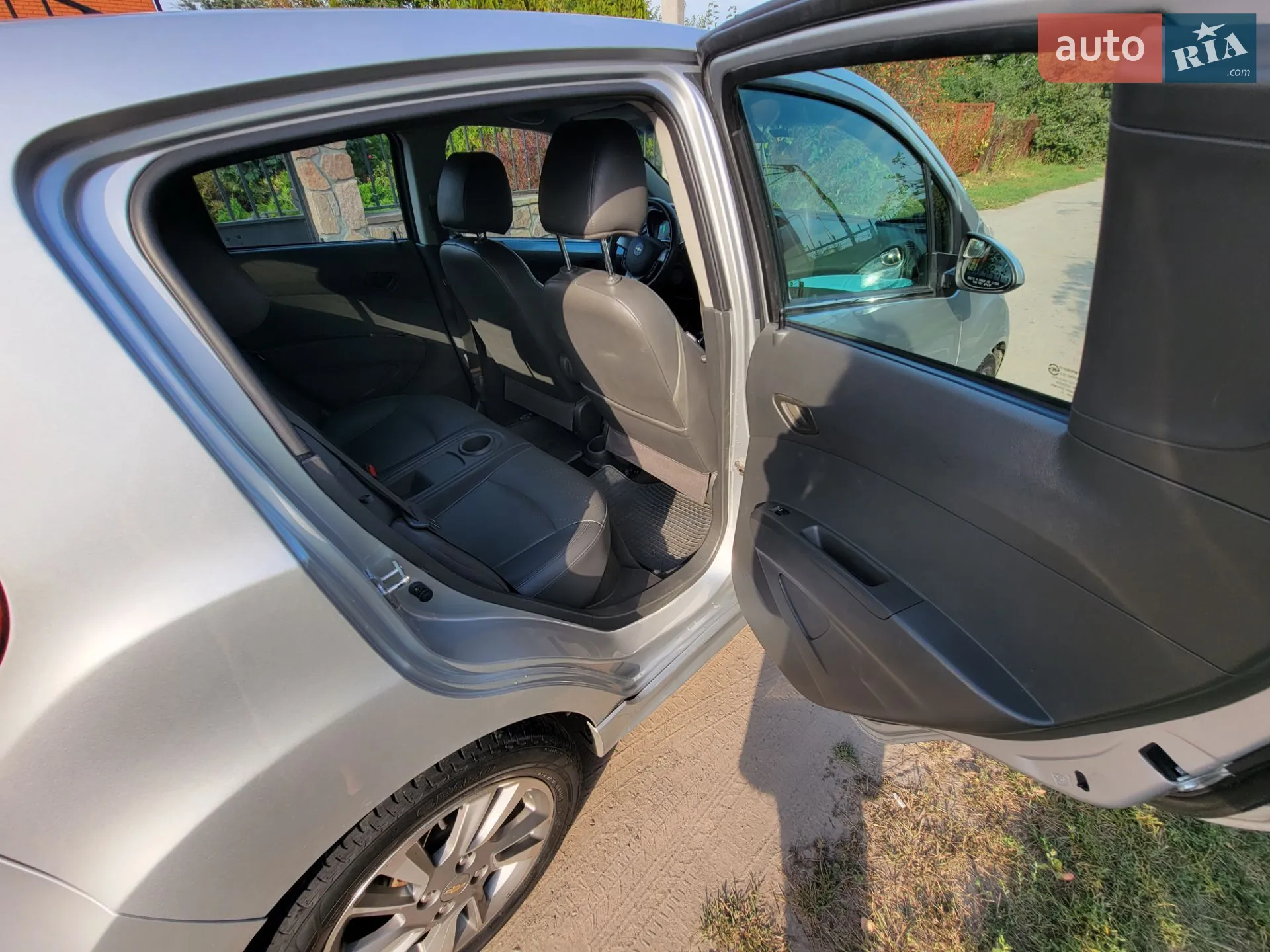 2015 Chevrolet Spark - мініатюра 14