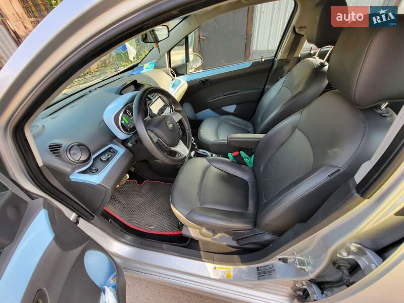 Хэтчбек Chevrolet Spark 2015 в Кременчуге фото 19 Хэтчбек Chevrolet Spark 2015 в Кременчуге