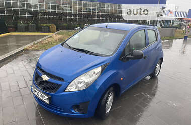 Хэтчбек Chevrolet Spark 2011 в Сумах