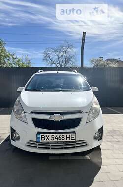 Хетчбек Chevrolet Spark 2010 в Хмельницькому